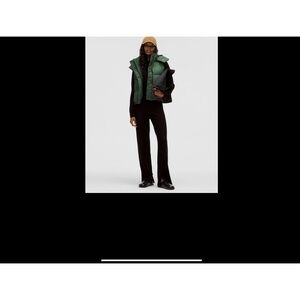 LULULEMON PUFFER VEST